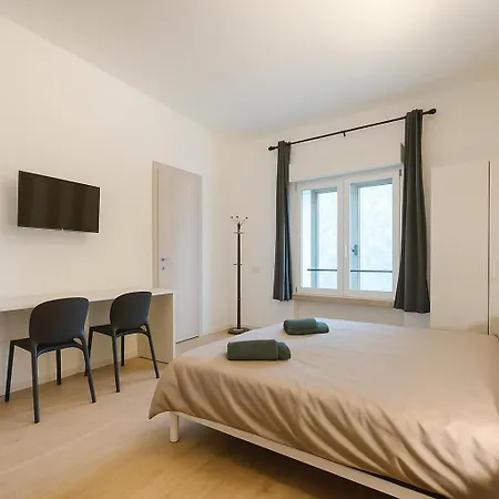 Luminosa Stanza 4 Bagno Privato Vicino Stazione