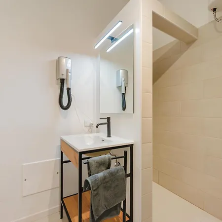 Luminosa Stanza 4 Bagno Privato Vicino Stazione Affittacamere Padova