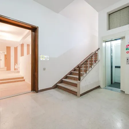 Luminosa Stanza 4 Bagno Privato Vicino Stazione